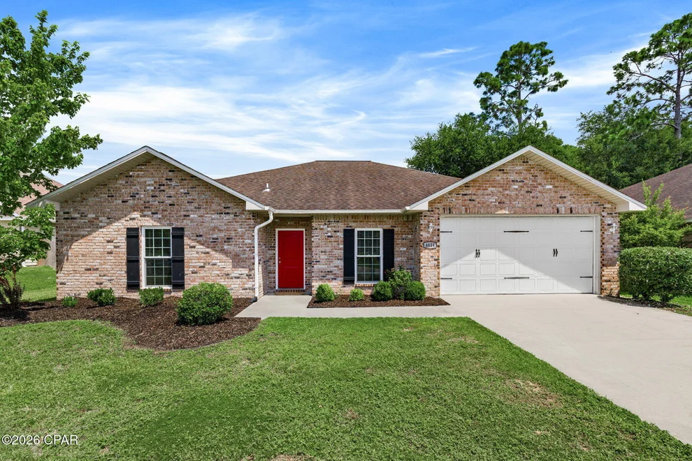 Unit for sale at 4614 Hermosa Road, Crestview, FL 32539