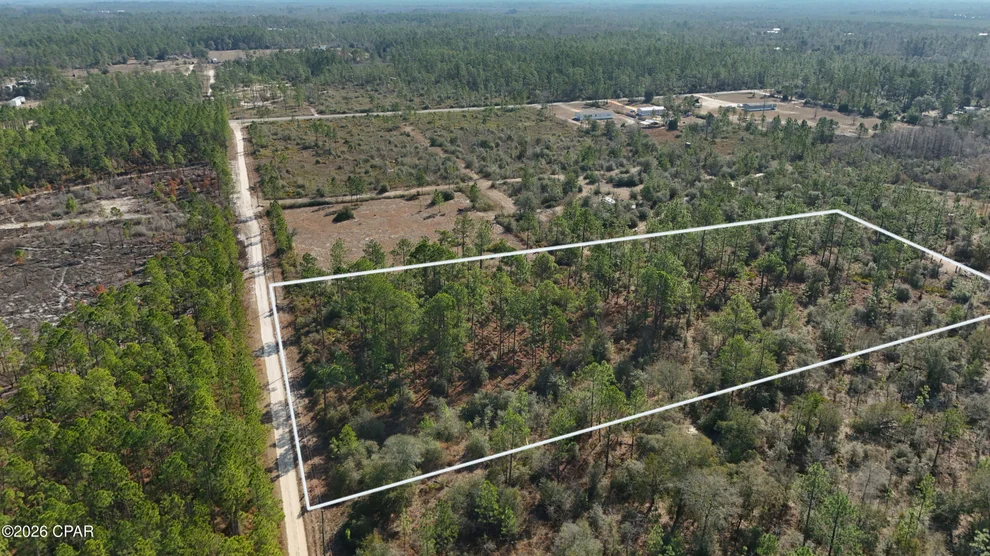 Unit for sale at 0 Cherokee Road, Fountain, FL 32438