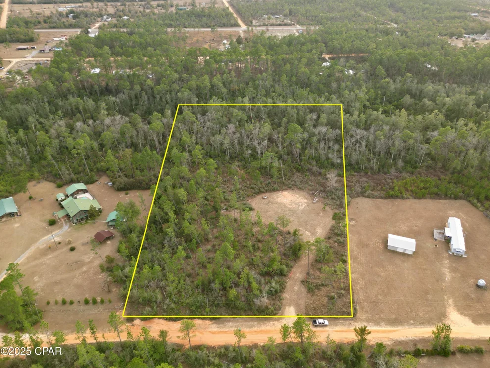 Unit for sale at 421 Tinker Lane, Chipley, FL 32428