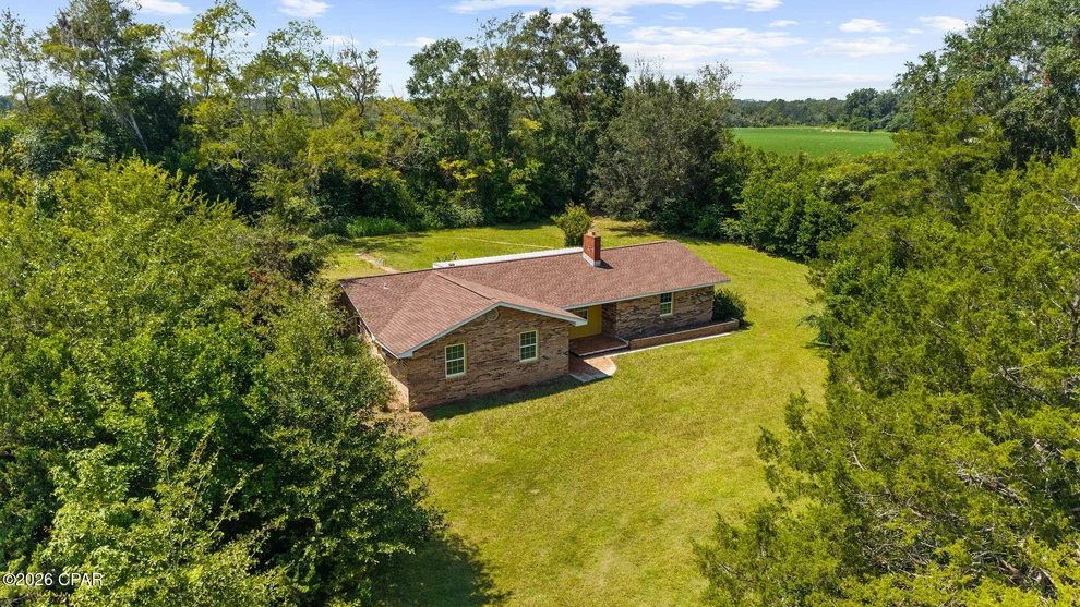 Unit for sale at 5953 Deerwood Drive, Malone, FL 32445