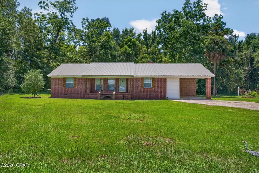 Unit for sale at 1099 8th Avenue, Graceville, FL 32440