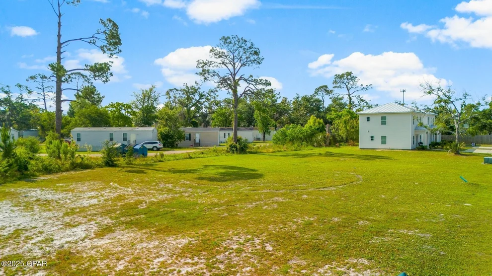 Unit for sale at 1930 Coach Scovel Way, Panama City, FL 32405