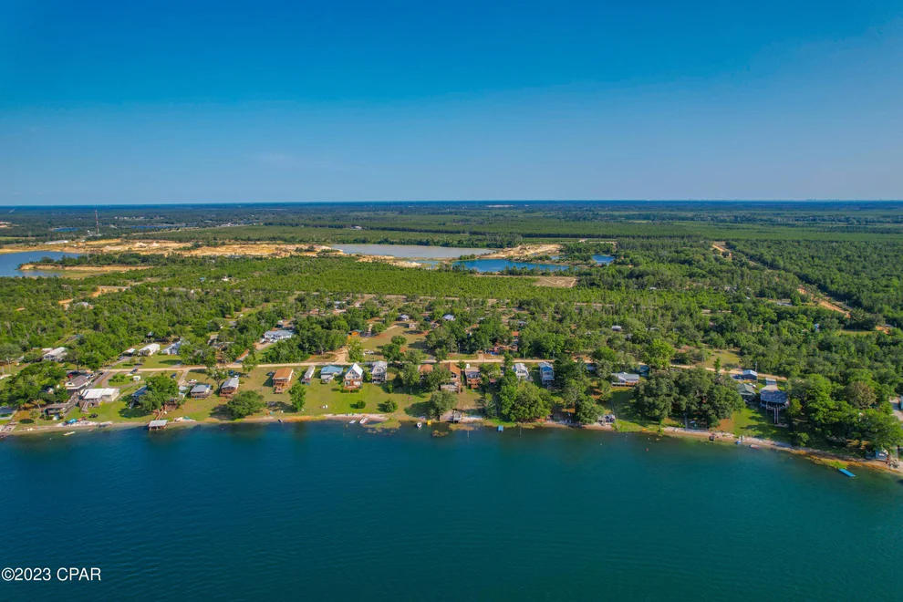 Unit for sale at 4259 Crystal Lake Drive, Chipley, FL 32428