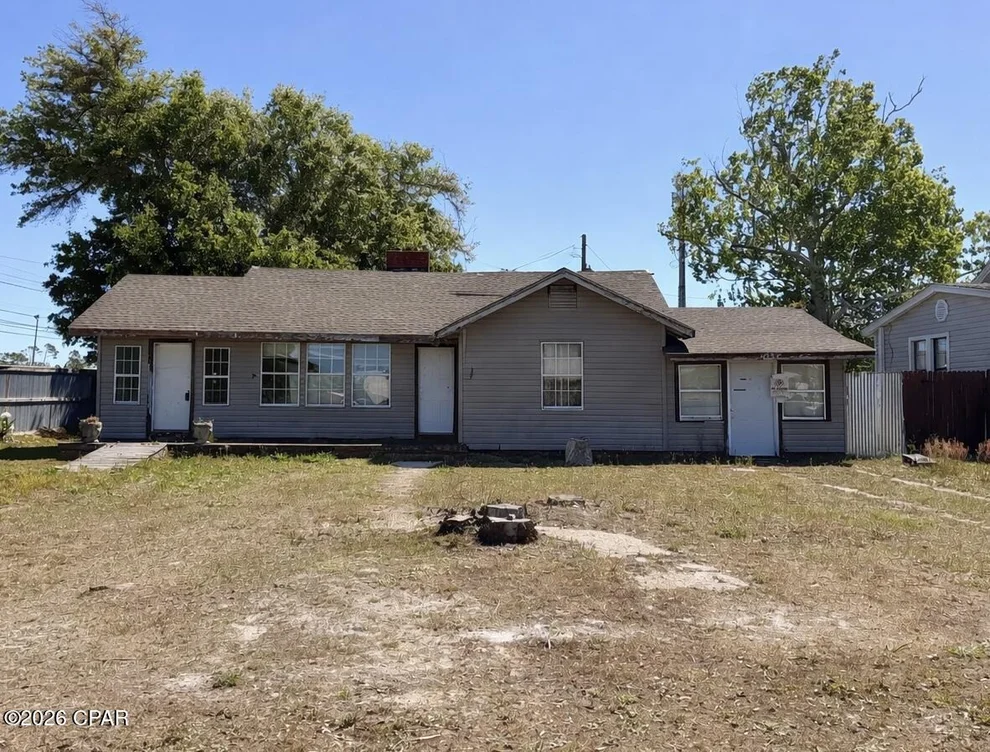 Unit for sale at 422 N Macarthur Avenue, Panama City, FL 32401