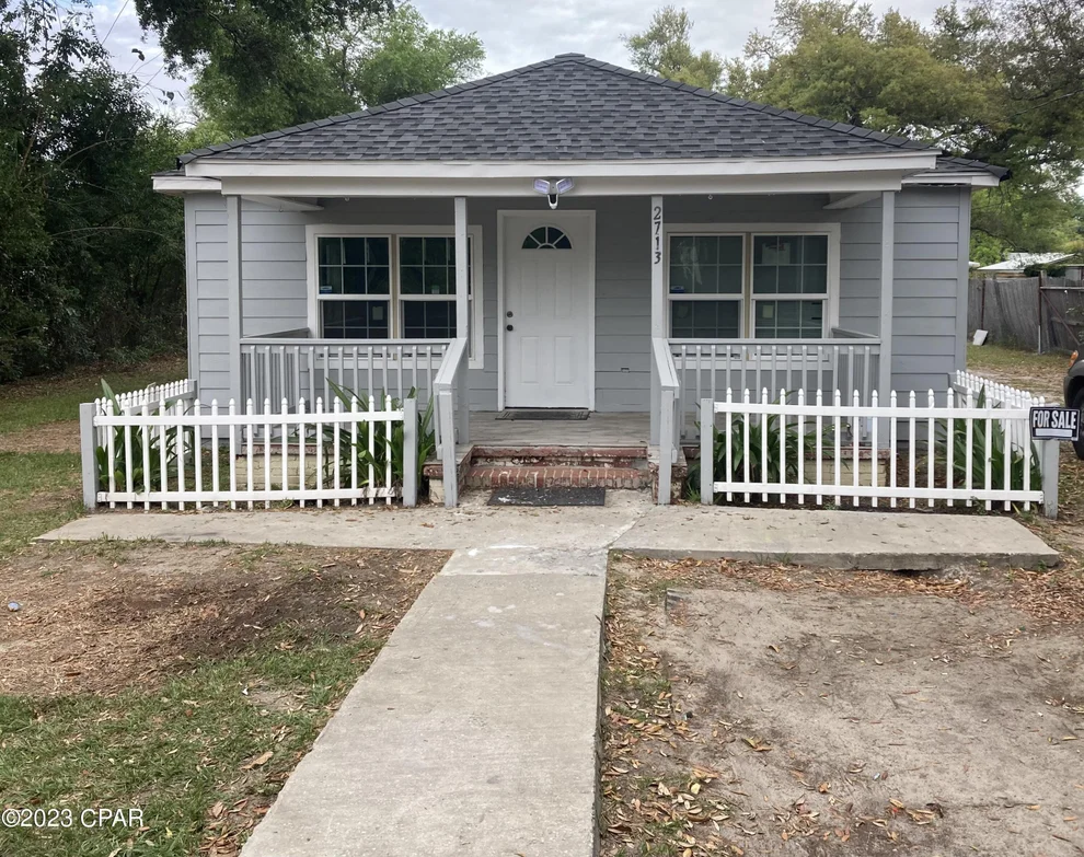 Unit for sale at 2713 E 6th Place, Panama City, FL 32401