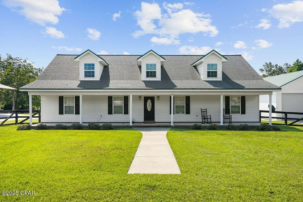 Unit for sale at 1528 Hilltop Drive, Bonifay, FL 32425