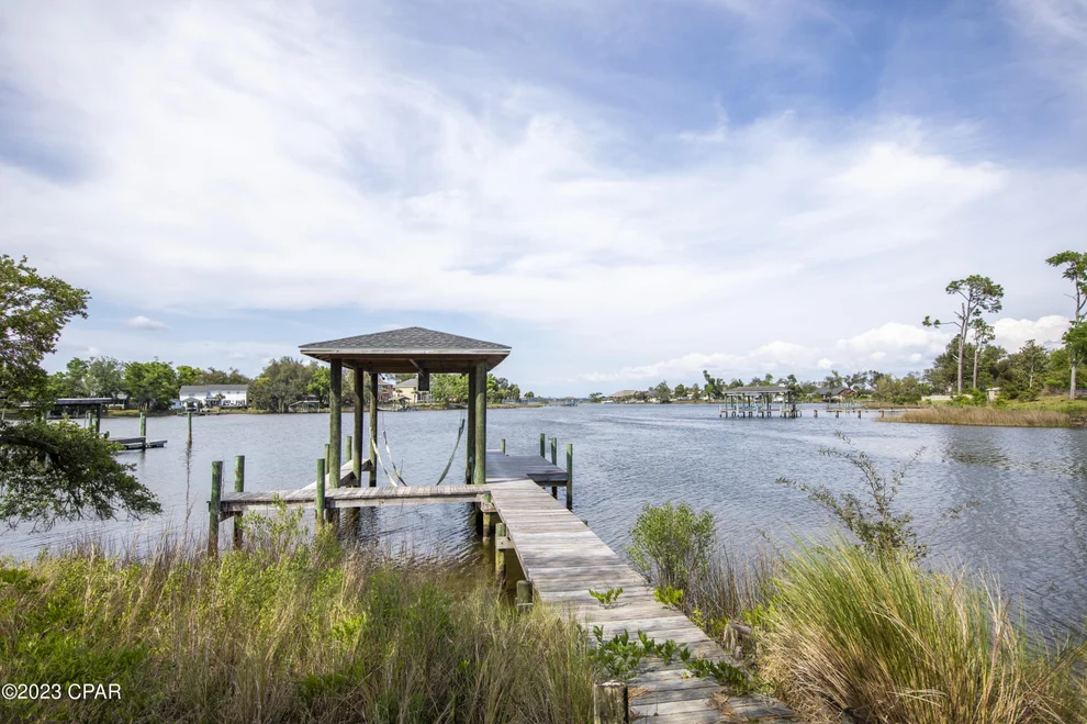 Unit for sale at 902 E 8th Street, Lynn Haven, FL 32444
