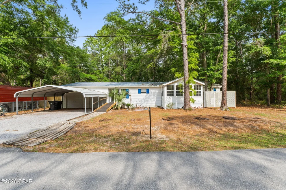 Unit for sale at 611 Alaqua Drive, Freeport, FL 32439