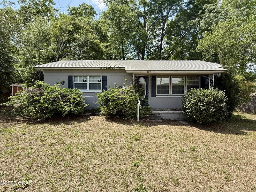 Unit for sale at 509 S Weeks Street, Bonifay, FL 32425