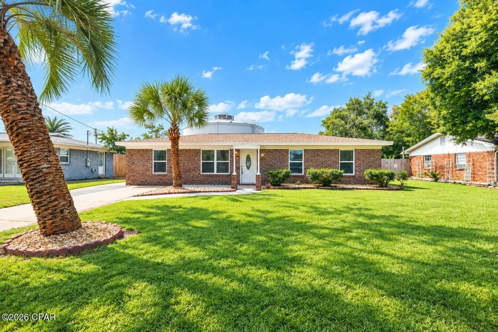 Unit for sale at 1114 Pennsylvania Avenue, Lynn Haven, FL 32444