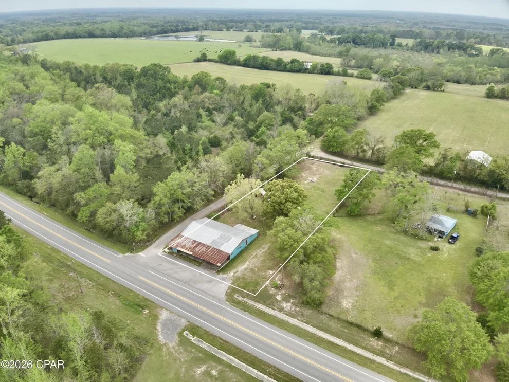 Unit for sale at 1090 Florida 79, Bonifay, FL 32425