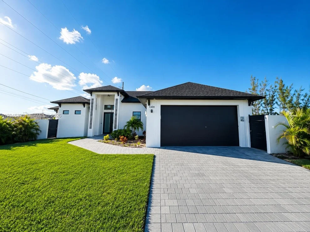 Unit for sale at 1600 SW 1st street, Cape Coral, FL 33991