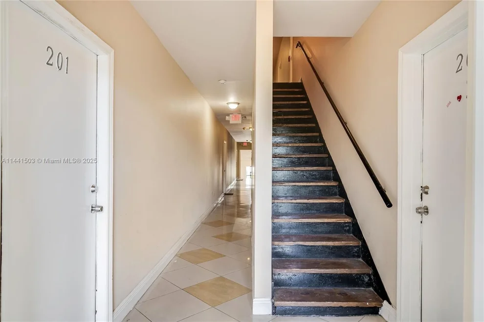Unit for sale at 440 SW 5th Ave, Miami, FL 33130