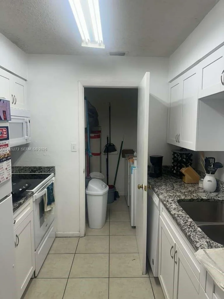 Unit for sale at 13287 Arbor Pointe Circle, Tampa, FL 33617