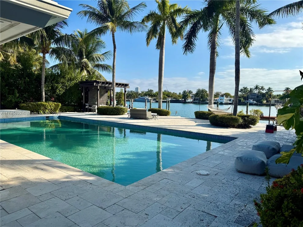 Unit for sale at 1670 Daytonia Rd, Miami Beach, FL 33141
