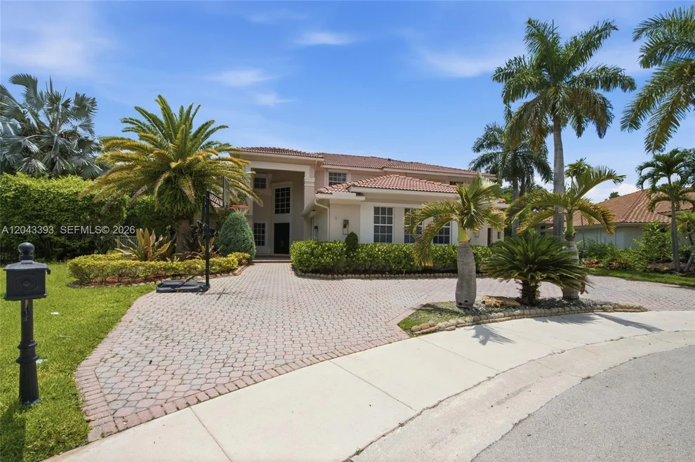 Unit for sale at 1585 Victoria Isle Way, Weston, FL 33327