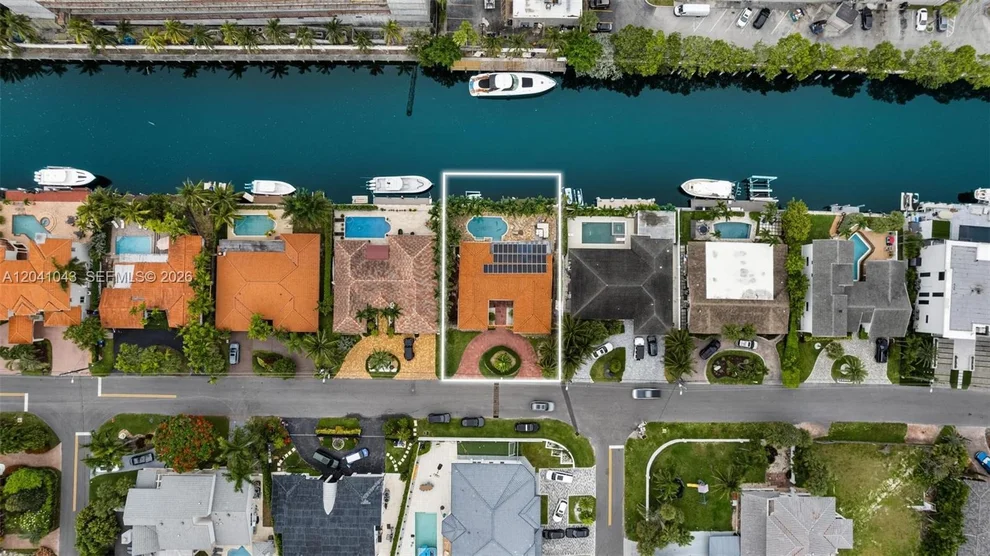 Unit for sale at 3220 NE 164th St, North Miami Beach, FL 33160