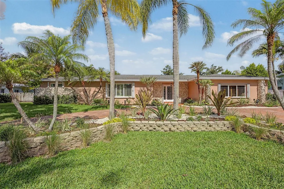 Unit for sale at 16842 SW 79 Place, Palmetto Bay, FL 33157