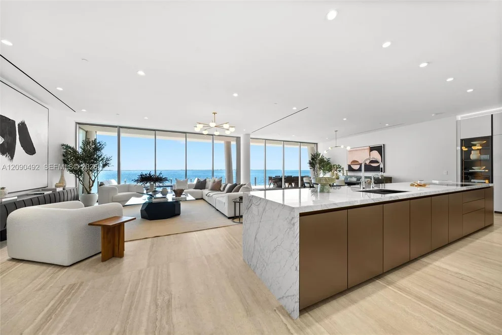 Unit for sale at 5 Grove Isle Dr, Coconut Grove, FL 33133