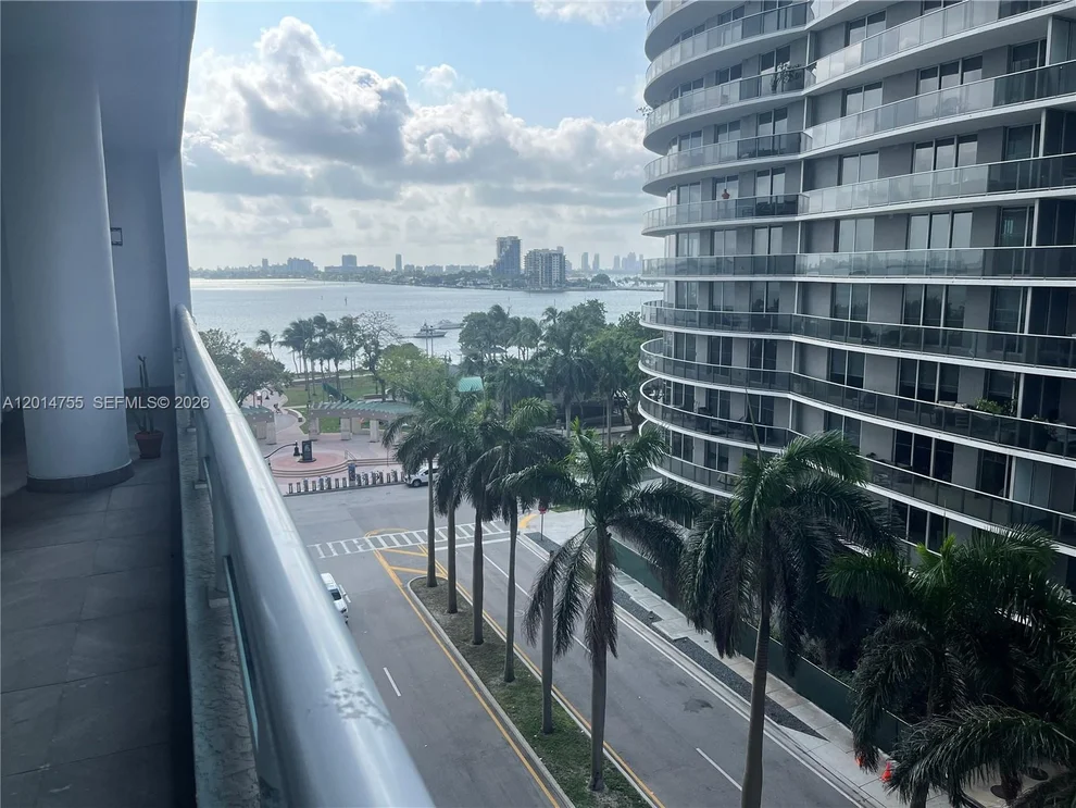 Unit for sale at 1800 N Bayshore Dr, Miami, FL 33132