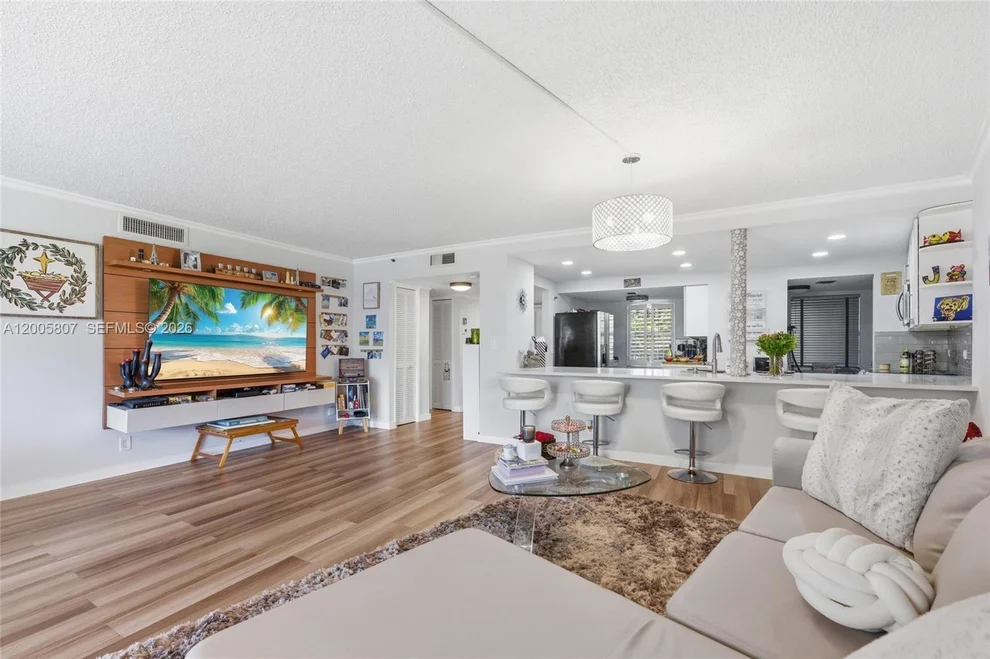 625 Oaks Drive