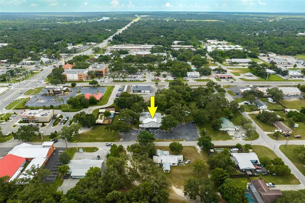 Unit for sale at 93 S Hall ST, La Belle, FL 33935