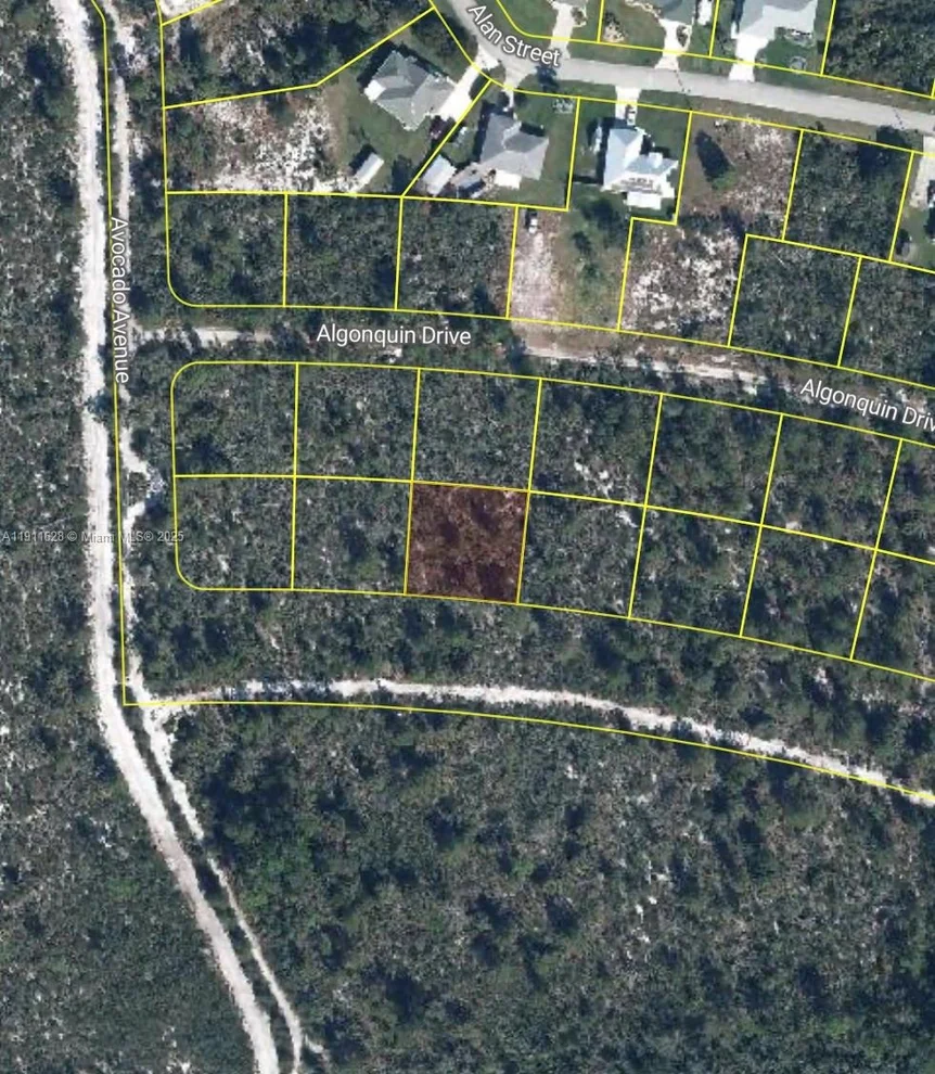 Unit for sale at 2224 Carla Ave, Sebring, FL 33875