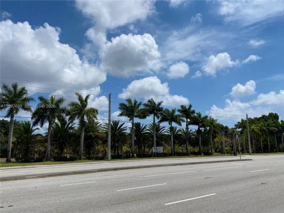 Unit for sale at 4411 Forest Hill Blvd, Palm Springs, FL 33406