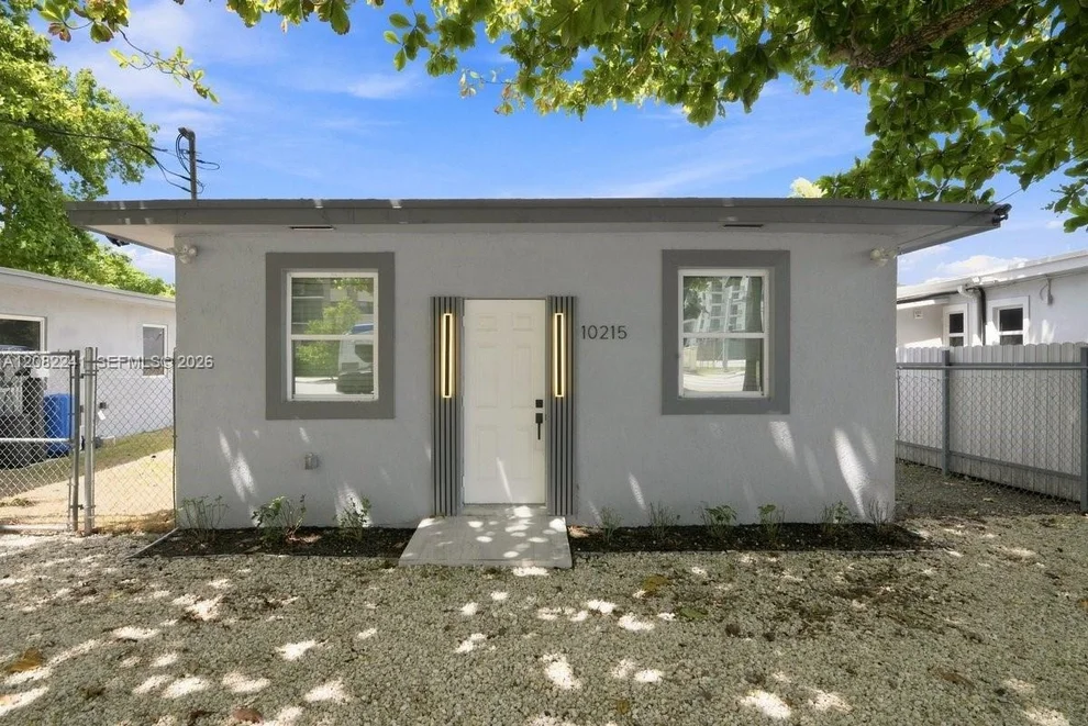 Unit for sale at 10215 SW 184th St, Cutler Bay, FL 33157