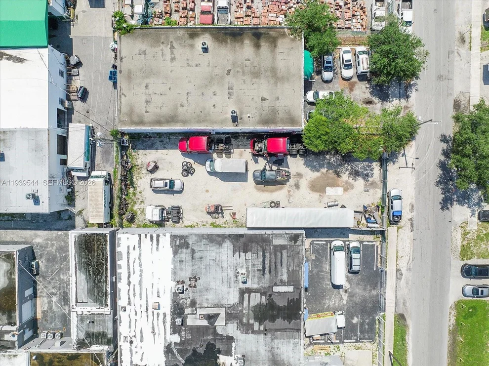 Unit for sale at Grant St, Hollywood, FL 33020