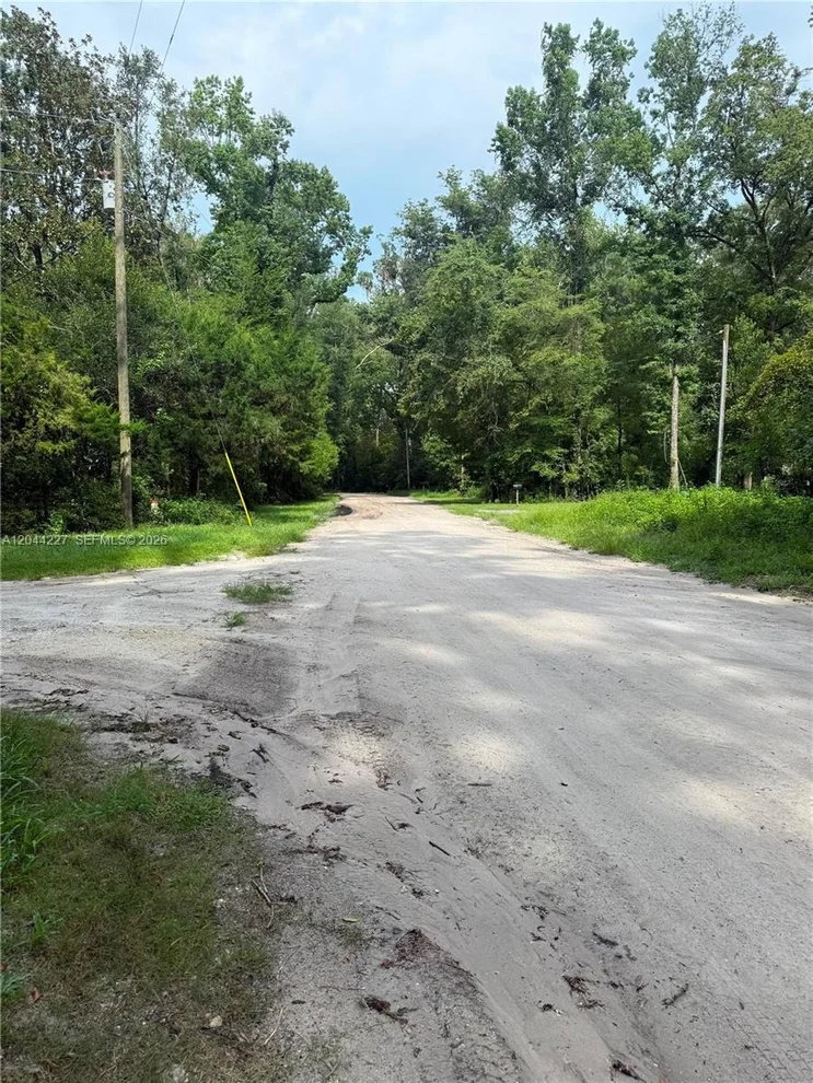Unit for sale at 36 SW Bumble Street Fort White,  32038