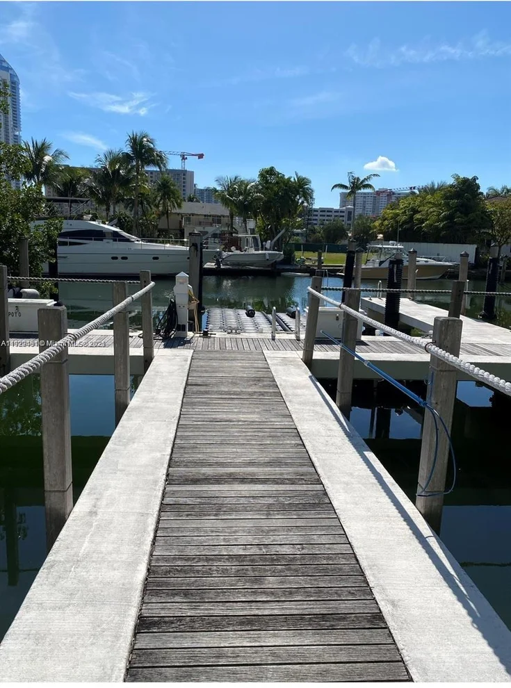 Unit for sale at 16400 Collins Ave, Sunny Isles Beach, FL 33160