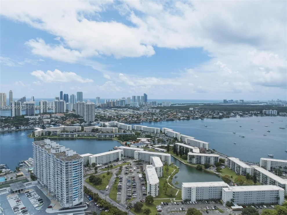Unit for sale at 2855 Leonard Dr, Aventura, FL 33160