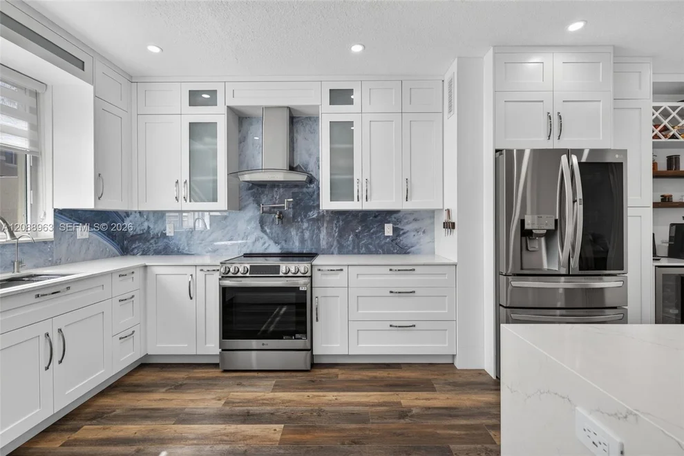 Unit for sale at 214 Riverwalk Cir, Sunrise, FL 33326