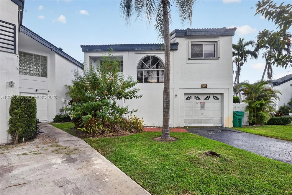 Unit for sale at 253 NE 211th Ter, Miami, FL 33179