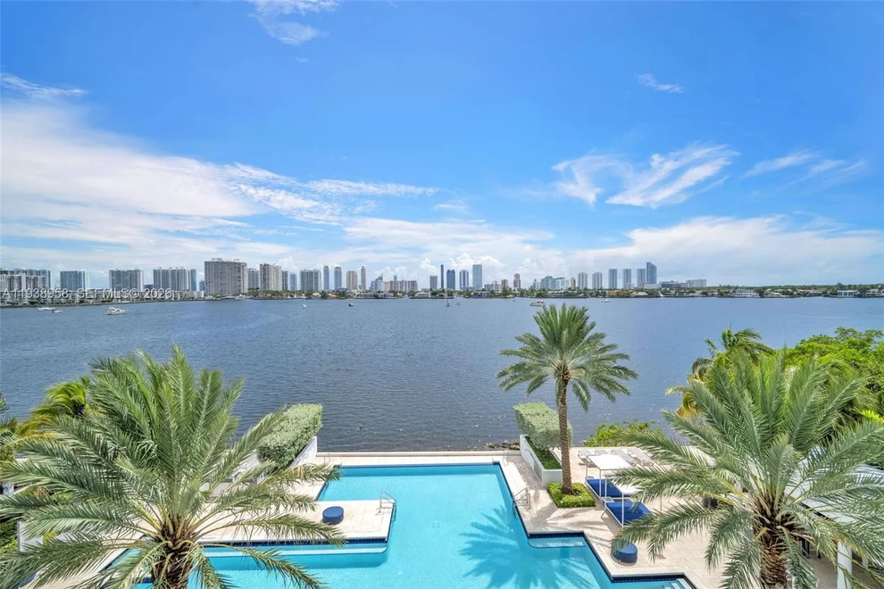Unit for sale at 17111 Biscayne Blvd, North Miami Beach, FL 33160