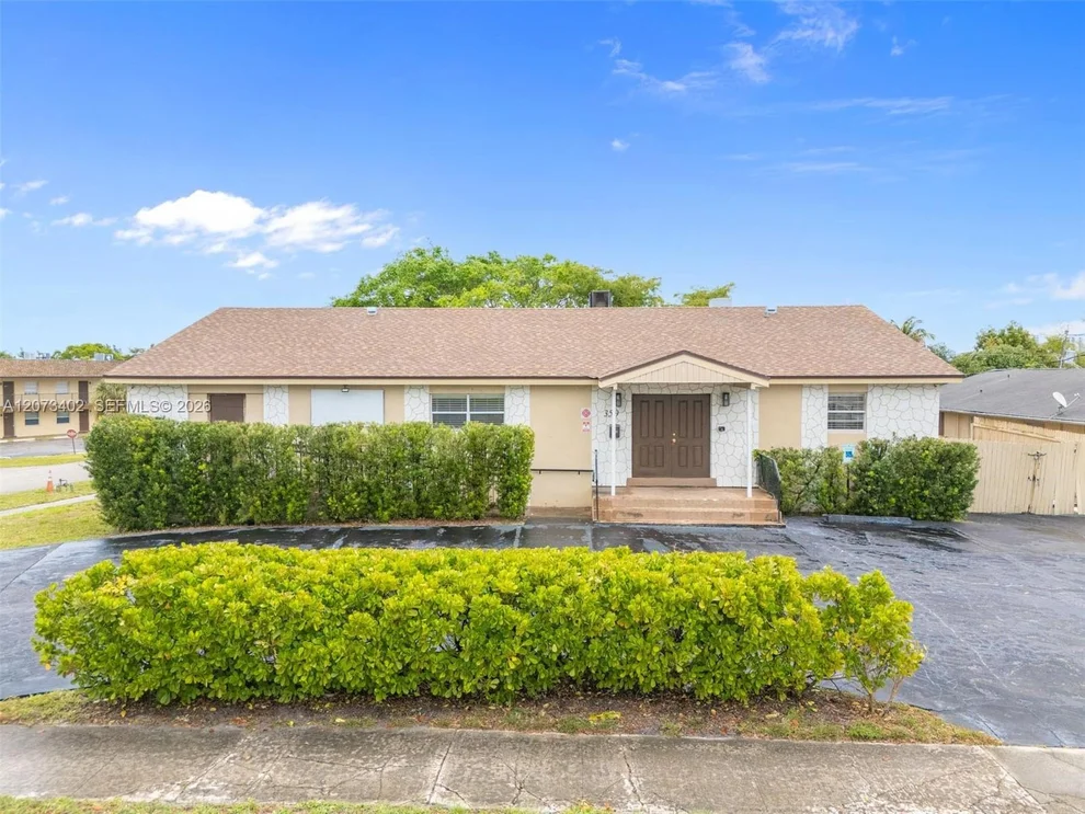 Unit for sale at 359 10th St, Lake Park, FL 33403