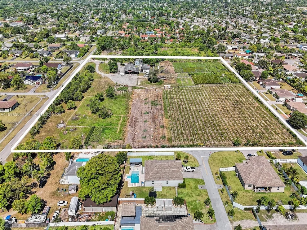 Unit for sale at 18900 SW 304th St, Homestead, FL 33030
