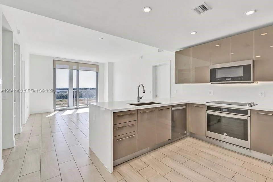 Unit for sale at 2000 S Metropica Way, Sunrise, FL 33323