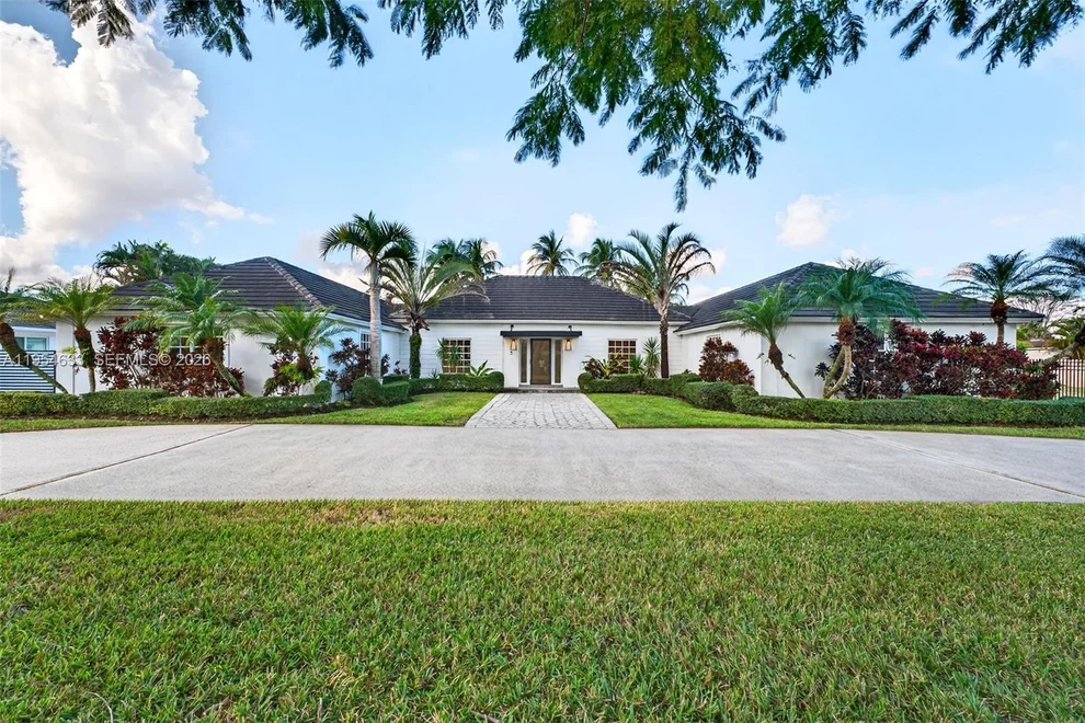 Unit for sale at 3000 SW 130th Ave, Miami, FL 33175