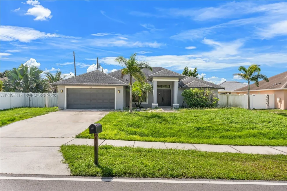 Unit for sale at 912 SW Paar Dr, Port St. Lucie, FL 34953