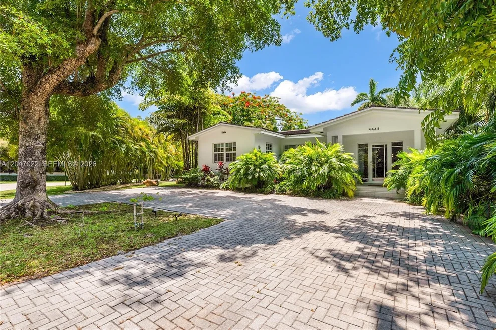 Unit for sale at 4444 Ingraham Hwy, Coral Gables, FL 33133