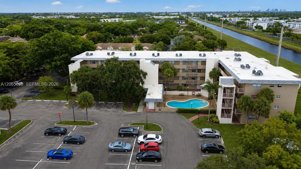 Unit for sale at 3120 N Pine Island Rd, Sunrise, FL 33351