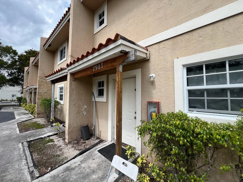 Unit for sale at 7983 NW 35th Ct, Coral Springs, FL 33065