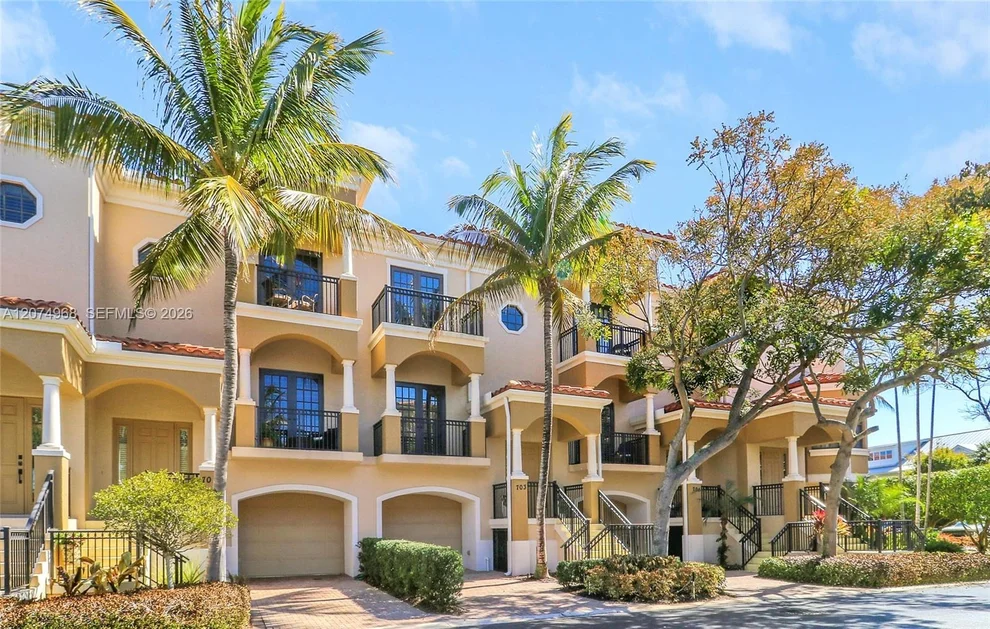 Unit for sale at 703 Del Sol Cir, Tequesta, FL 33469