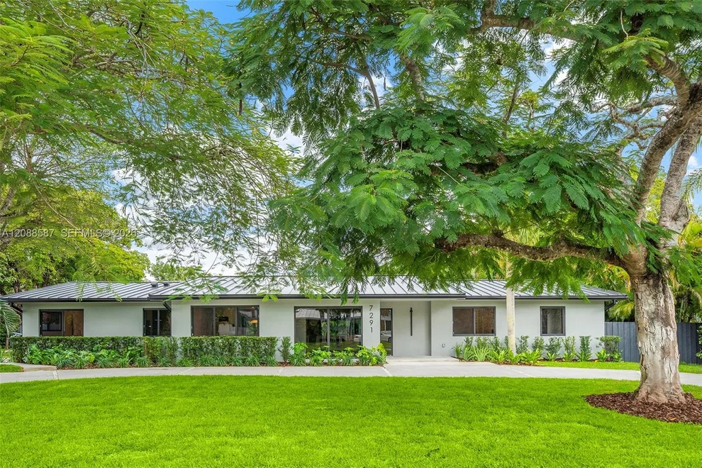 Unit for sale at 7291 SW 129th St, Pinecrest, FL 33156