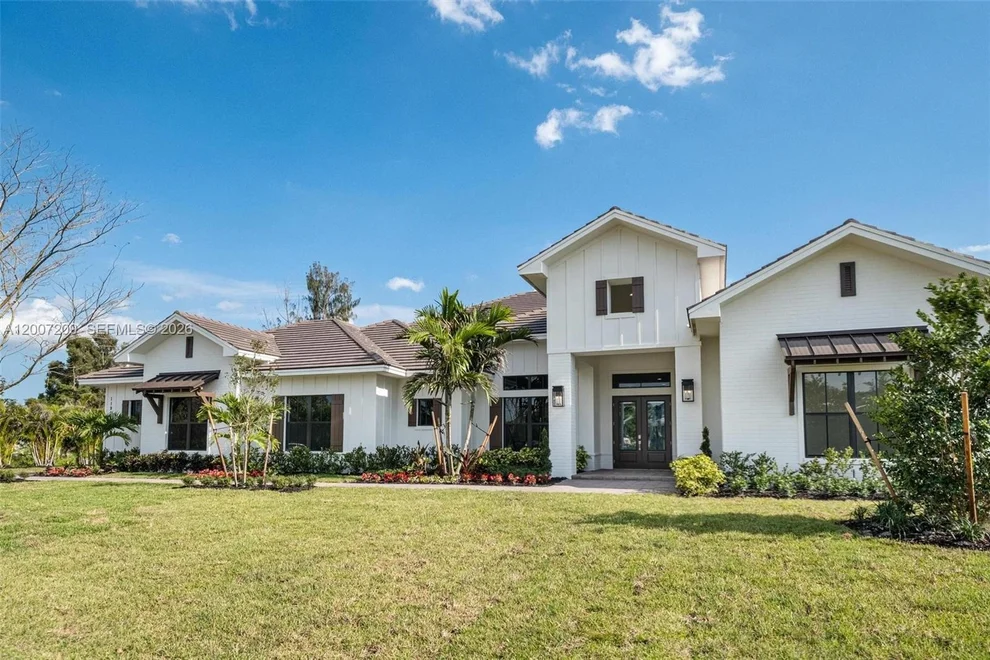 Unit for sale at 11900 SW 14th Pl, Davie, FL 33325