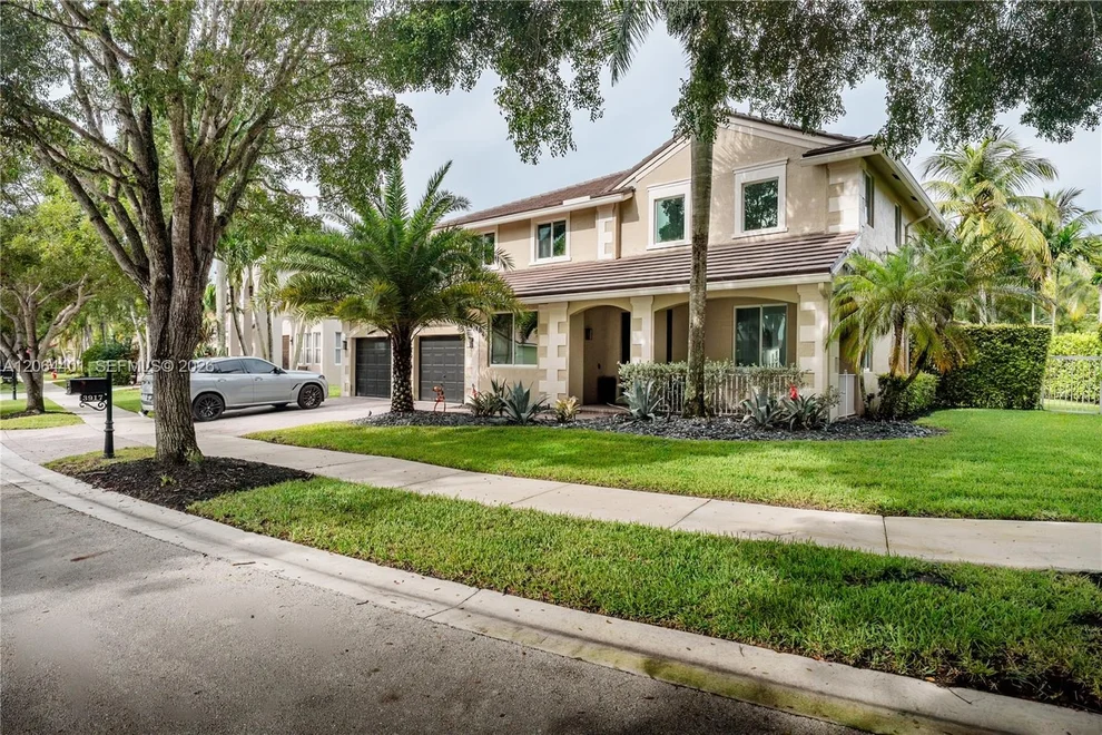 Unit for sale at 3917 Heron Ridge Ln, Weston, FL 33331