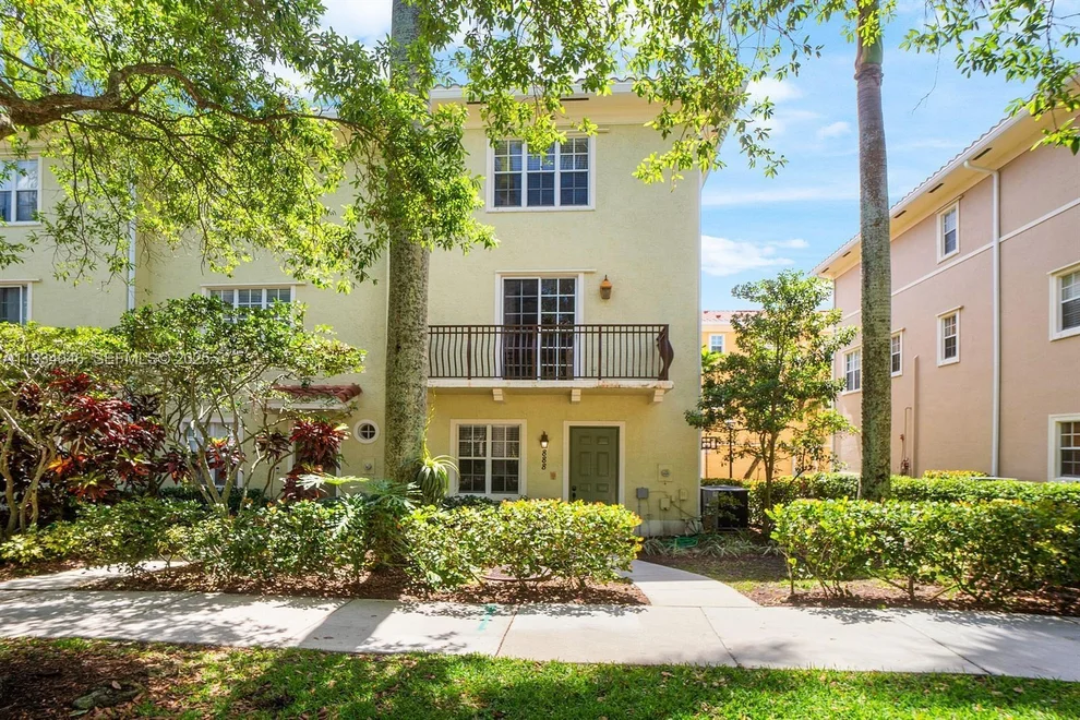 Unit for sale at 888 University Blvd, Jupiter, FL 33458