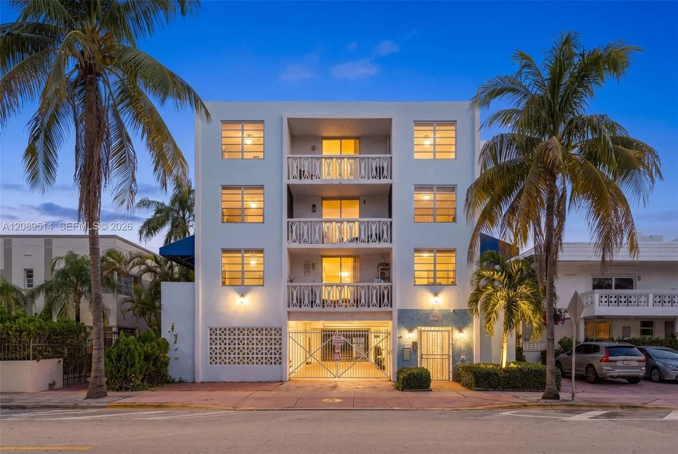 Unit for sale at 335 Collins Ave, Miami Beach, FL 33139